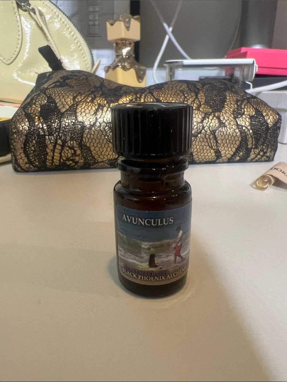 Black Phoenix Alchemy Lab Avunculus Perfume